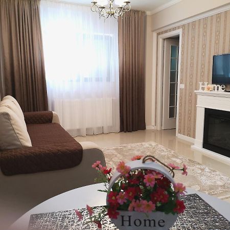 Yns Rooms Iasi Exterior foto